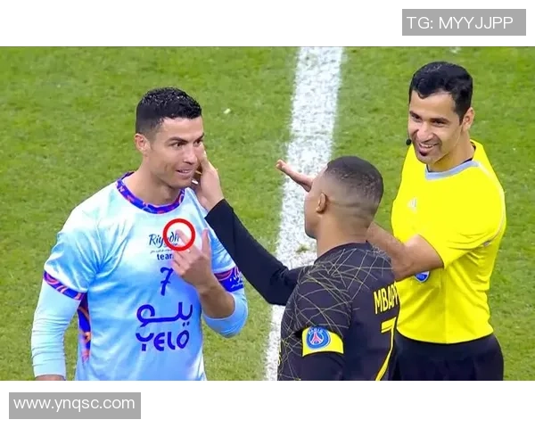 足球明星的搞笑日常生活与奇葩队友们的欢乐冒险故事