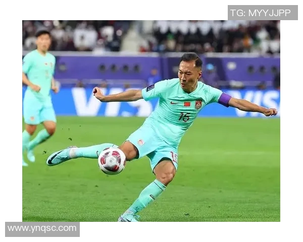 足球明星经典动作大盘点揭秘他们的独特风格与魅力