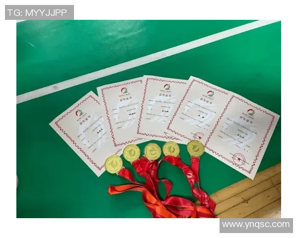 西安羽毛球队在世界锦标赛中以61分稳居积分榜首位 西安羽毛球队在世界锦标赛中以61分稳居积分榜首位