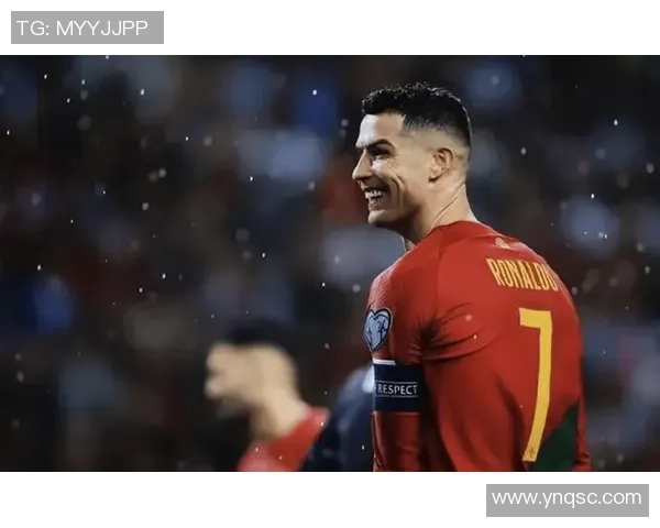 被低估的足球明星逆袭之路与辉煌成就的背后故事